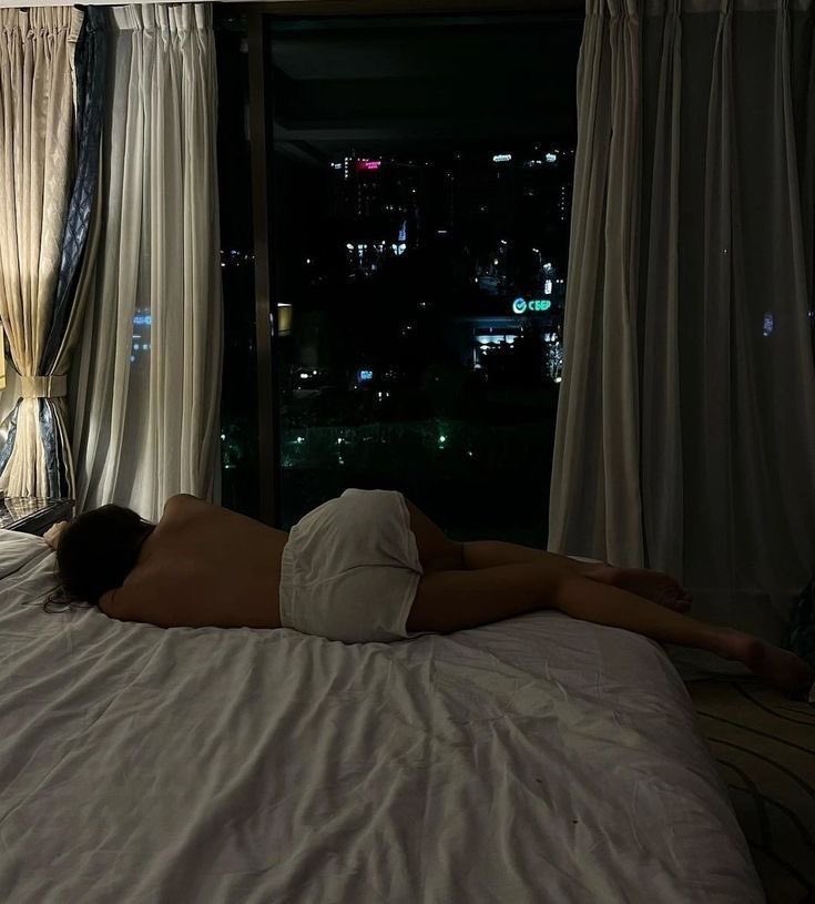 No me importa si ese muñequito sigue enojado conmigo, igual o voy a besar. 
<a href="/ttotito_/">lotty</a> 🤍