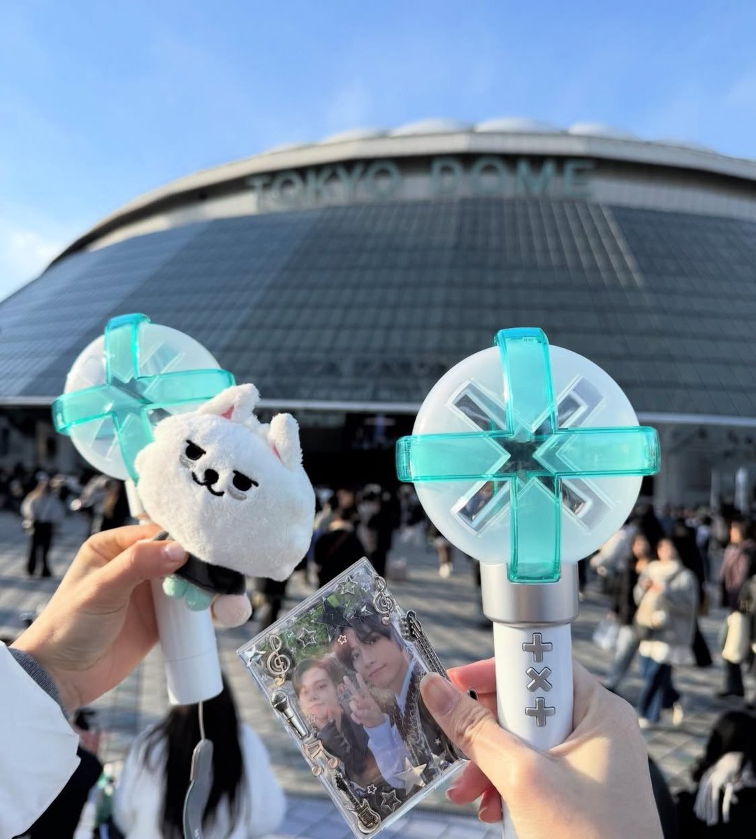 dkys93_05's tweet photo. TXT WORLD TOUR <ACT : TOMORROW> IN JAPAN (TOKYO DOME) 🌟💫

ขอบคุณทีเร้กที่ช่วยสานฝันโตเกียวโดมในวัยเด็กของพี่ 🥺😌👍🫶 (ลงย้อนหลังฮะ) https://t.co/ZaGKw9ce5H