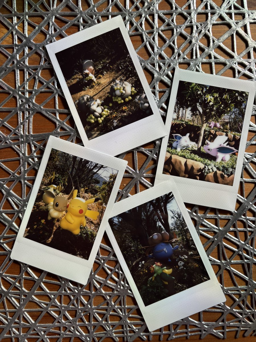 昨日のポケパーク、ピンズ運試しで2個買ったらラプラスとニドキングで