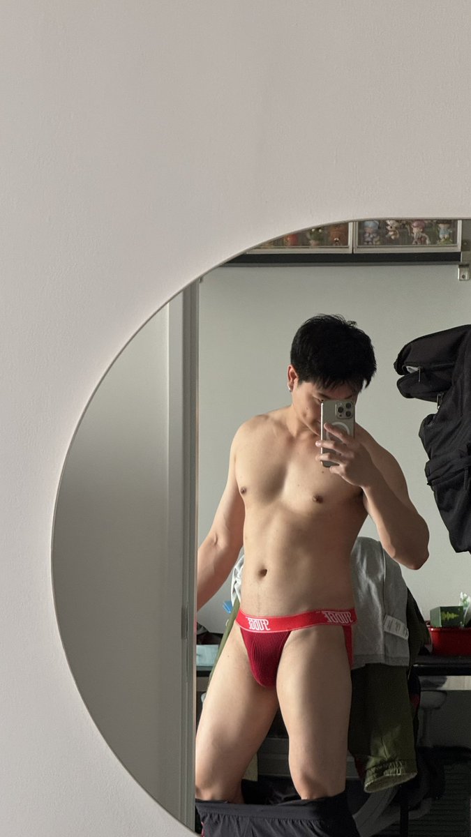 พูมพัด tweet media