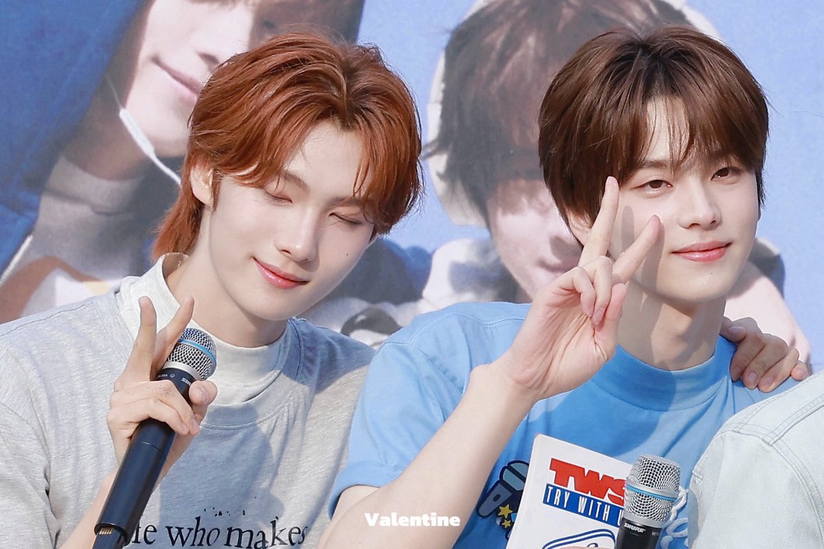 Valentine tweet media