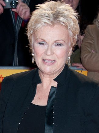 daveainsworth63's tweet image. Happy birthday to the brilliant English actress Julie Walters (Julia Walters) who was born on this day in 1950. #JulieWalters #EducatingRita #BillyElliot #PersonalServices #PatAndMagaret #SteppingOut #Brooklyn #BoysFromTheBlackstuff #dinnerladies #Mo #FilmStarsDontDieInLiverpool