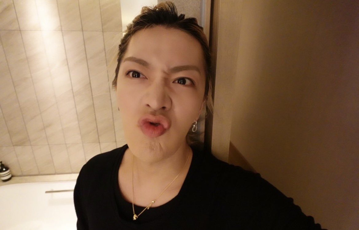 eslnyt's tweet photo. I love social media active yuta era 🥹 https://t.co/oJf9G1AAXX