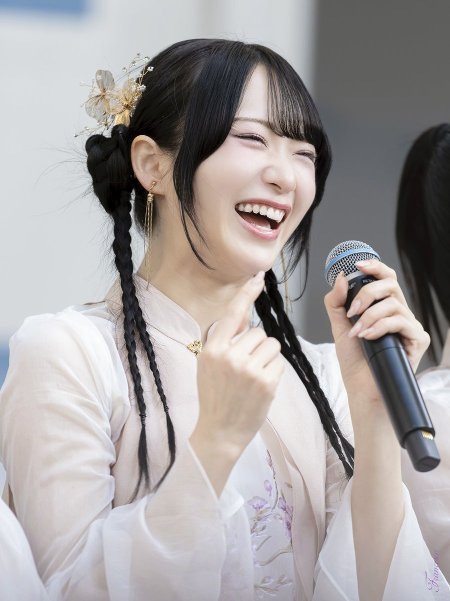 無邪気の頂点 The Peak of Innocence Rain Tree 橋本真希