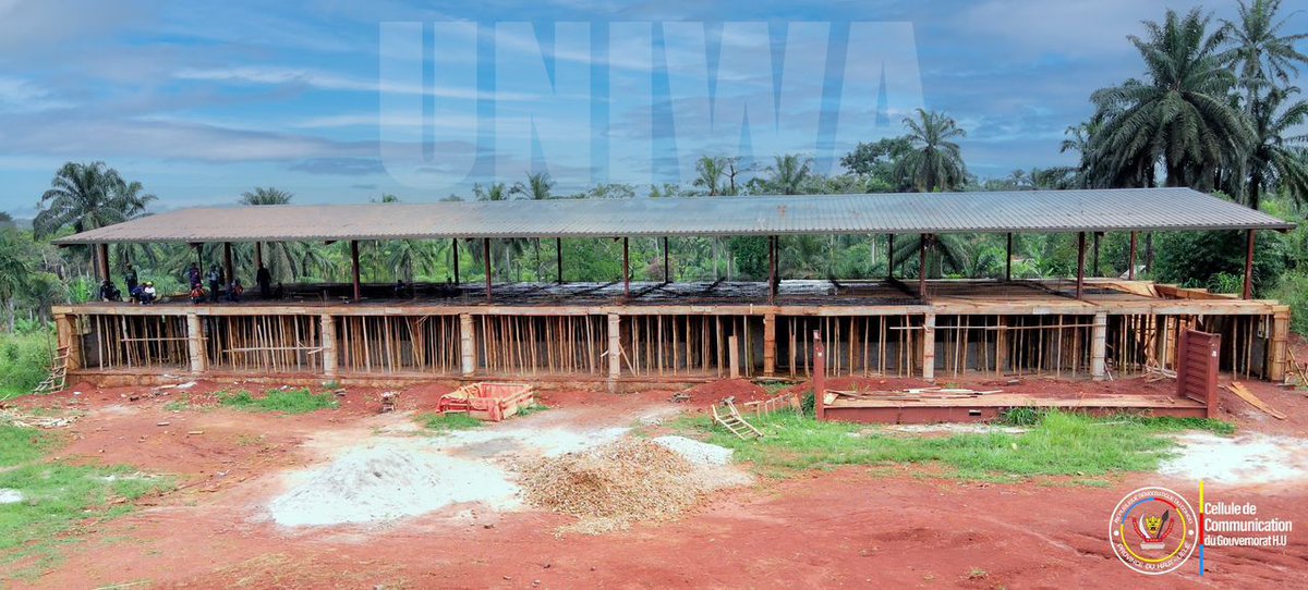fredtshiyoyo's tweet photo. L’avenir s’écrit à Wamba ! 🎓🏗️
Lancement de la construction de l’Université de WAMBA (UNIWA), financée sur fonds propres par le Gouvernement Provincial du Haut-Uele.
Un pas de géant pour l’éducation et le développement de la province ! 💪📚
#UNIWA #Wamba #HautUele #Education #Developpement #RDC #Investissement