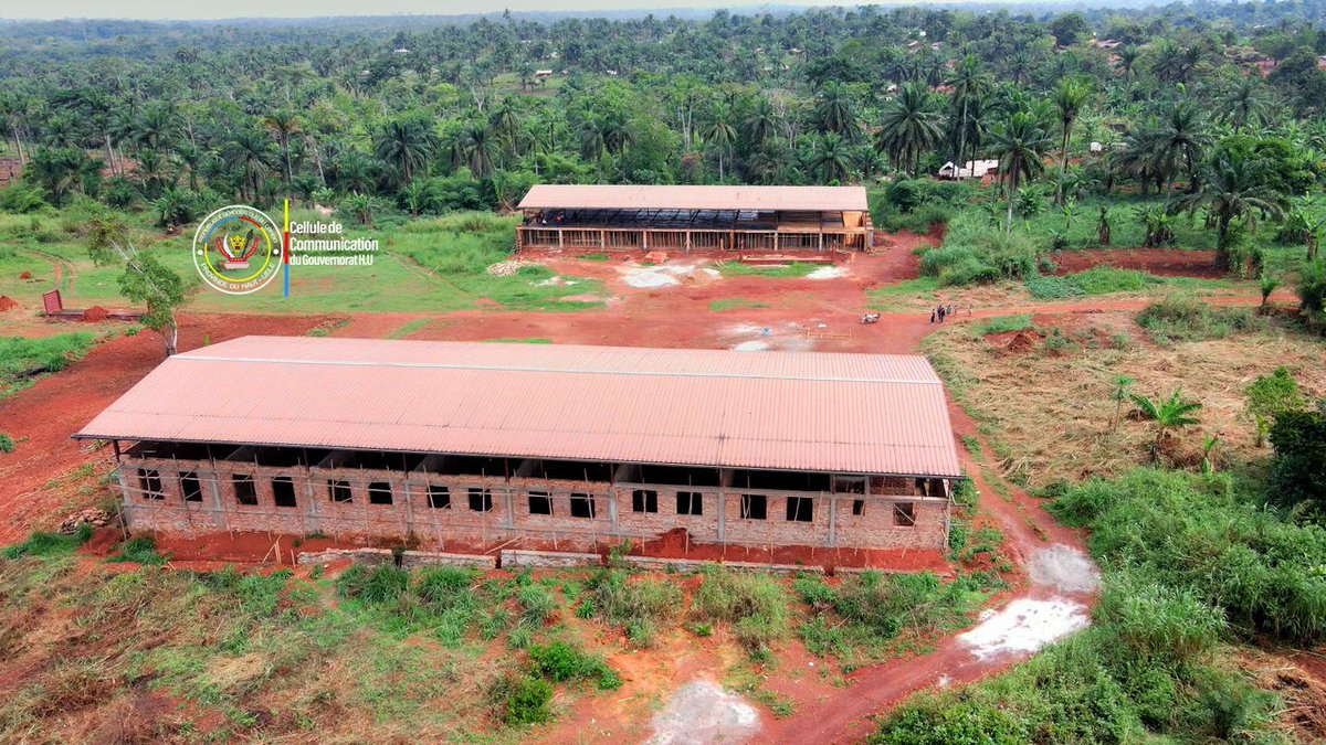 fredtshiyoyo's tweet photo. L’avenir s’écrit à Wamba ! 🎓🏗️
Lancement de la construction de l’Université de WAMBA (UNIWA), financée sur fonds propres par le Gouvernement Provincial du Haut-Uele.
Un pas de géant pour l’éducation et le développement de la province ! 💪📚
#UNIWA #Wamba #HautUele #Education #Developpement #RDC #Investissement