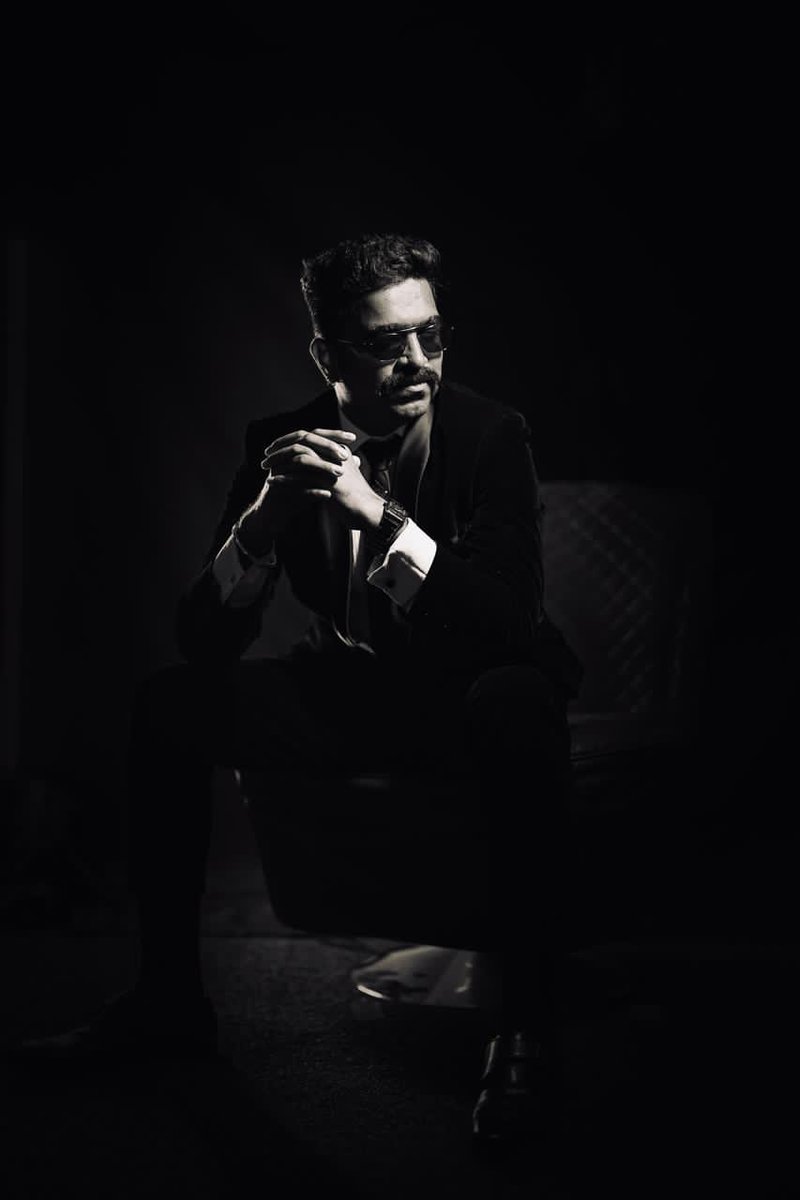 Monallisha_'s tweet photo. From whistle-worthy moments to goosebumps scenes, the real hero is the music.
Blockbusters hit harder when the BGM carries the legacy. 🎬💥 #RaviBasrur @RaviBasrur https://t.co/wqJwH767Wn