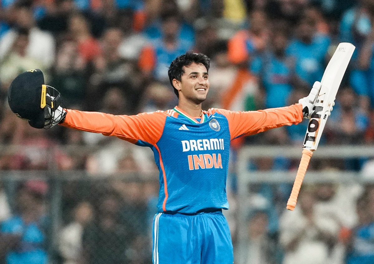 आज दक्षिण अफ्रीका के खिलाफ विश्व कप के मुकाबले में अभिषेक शर्मा कितने रन बनायेंगे, आप अपना अनुमान बताइए,,,,,, मेरा अनुमान है कि फिर से जीरो या फिर सैकड़ा🙄🙌
सही आंसर देने वाले को मेरी ओर से पढ़ने के लिए खूबसूरत किताब भेजूंगा ❣️