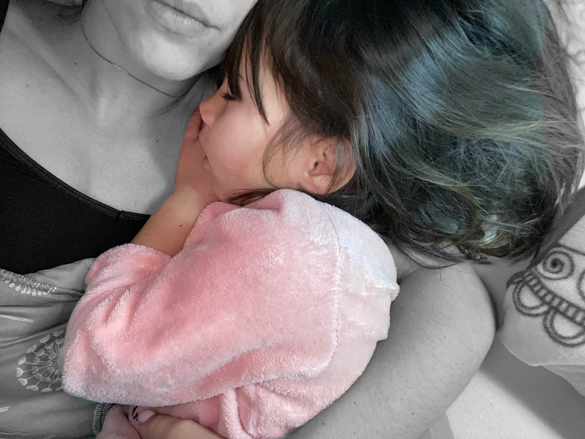 hay un cachito de luz en mi oscuridad… 🌟