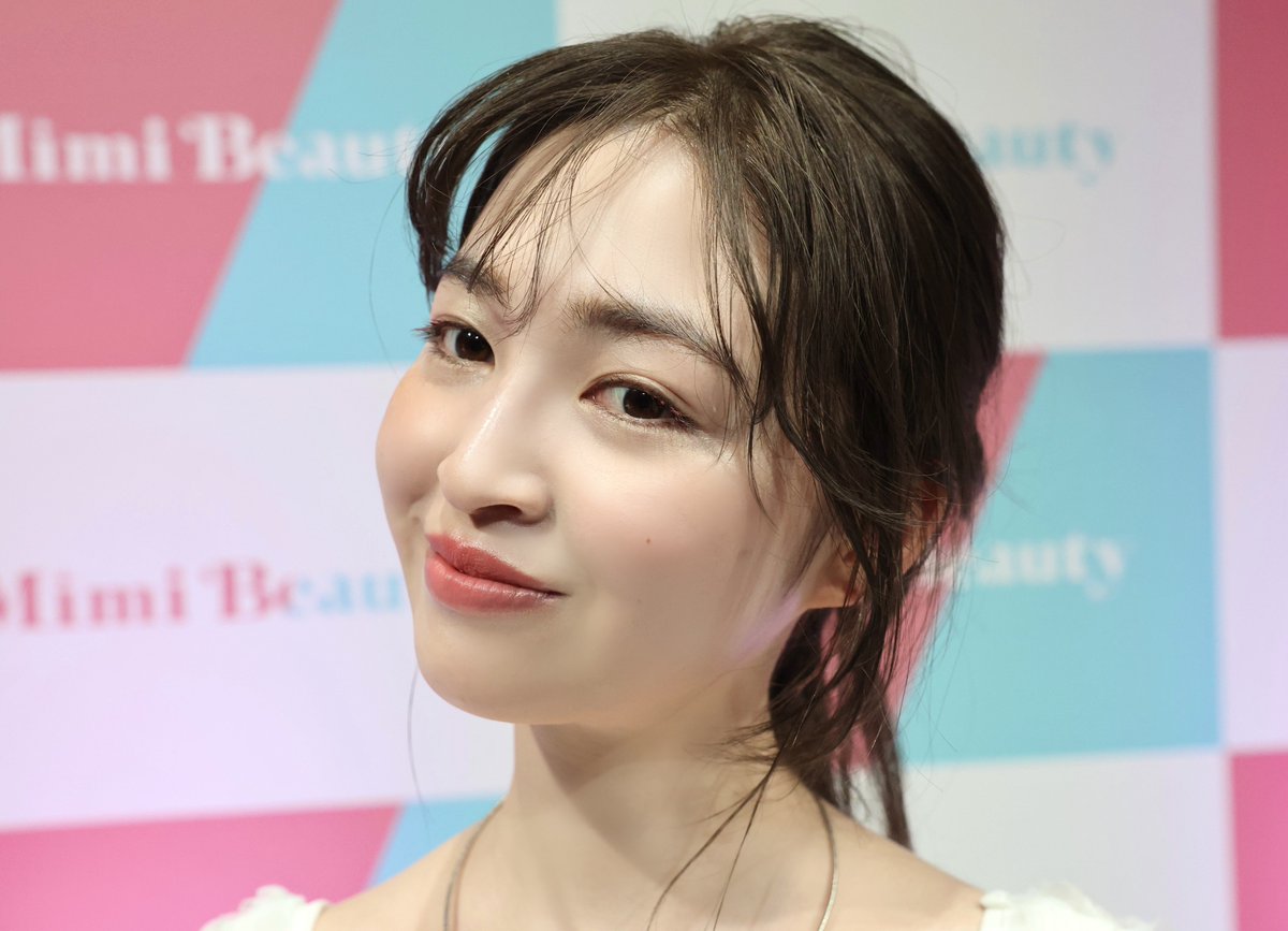 MimiBeauty__'s tweet photo. 上西さんの使用コスメはこちら♡
イガリさんのこだわりがたっぷり詰まった2026年最前線メイク💄リップは上唇を濃いめに塗ると中顔面短縮になるそうです✨
#MimiBeautyMeetsに参加中 https://t.co/EFnFoantQh