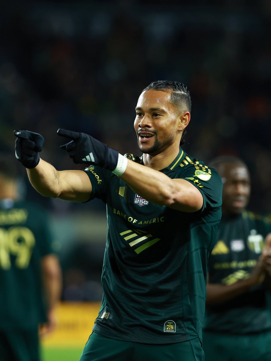TimbersFC's tweet photo. The man of the moment, @Ari_Lassiter15 🌟 https://t.co/vQXjTSq0m2