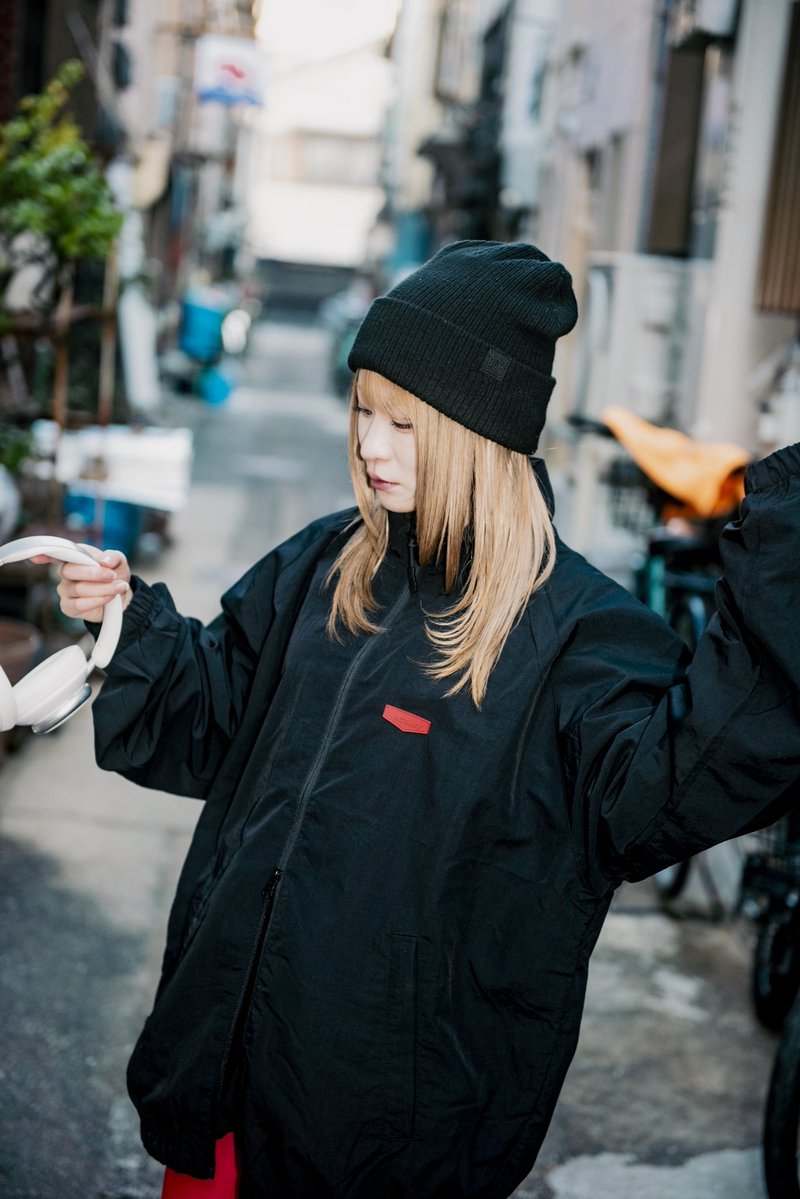 このあと20:00〜販売開始です💥 ダブルジップ使用でシルエットに動きを