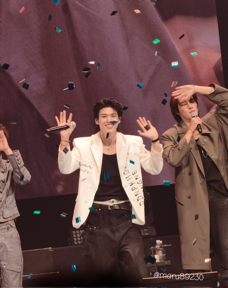 立ち位置が基本的にずっとこの並びで、私的に大ヒット❤❤❤
あたぱんさん、すかいくん、なにくん、可愛いの詰め合わせ🥳🥳
#GMMTVFANFEST2026JP
#skywongravee 
#กันอรรถพันธ์ #GunAtthaphan
#hirunkit_