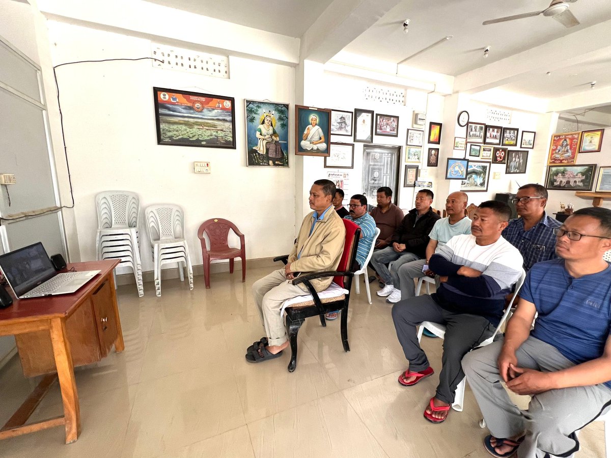 MaharajaManipur's tweet photo. Priviledged to listen to 131st #MannKiBaat programme of Hon'ble PM Shri @narendramodi Ji at my residence today.
It is a strong platform to bring forth achievements of the country to the Nation &amp; world as whole.

@NitinNabin
@BJP4Manipur
@BJP4India
@PMOIndia https://t.co/3L6E8LjeNU