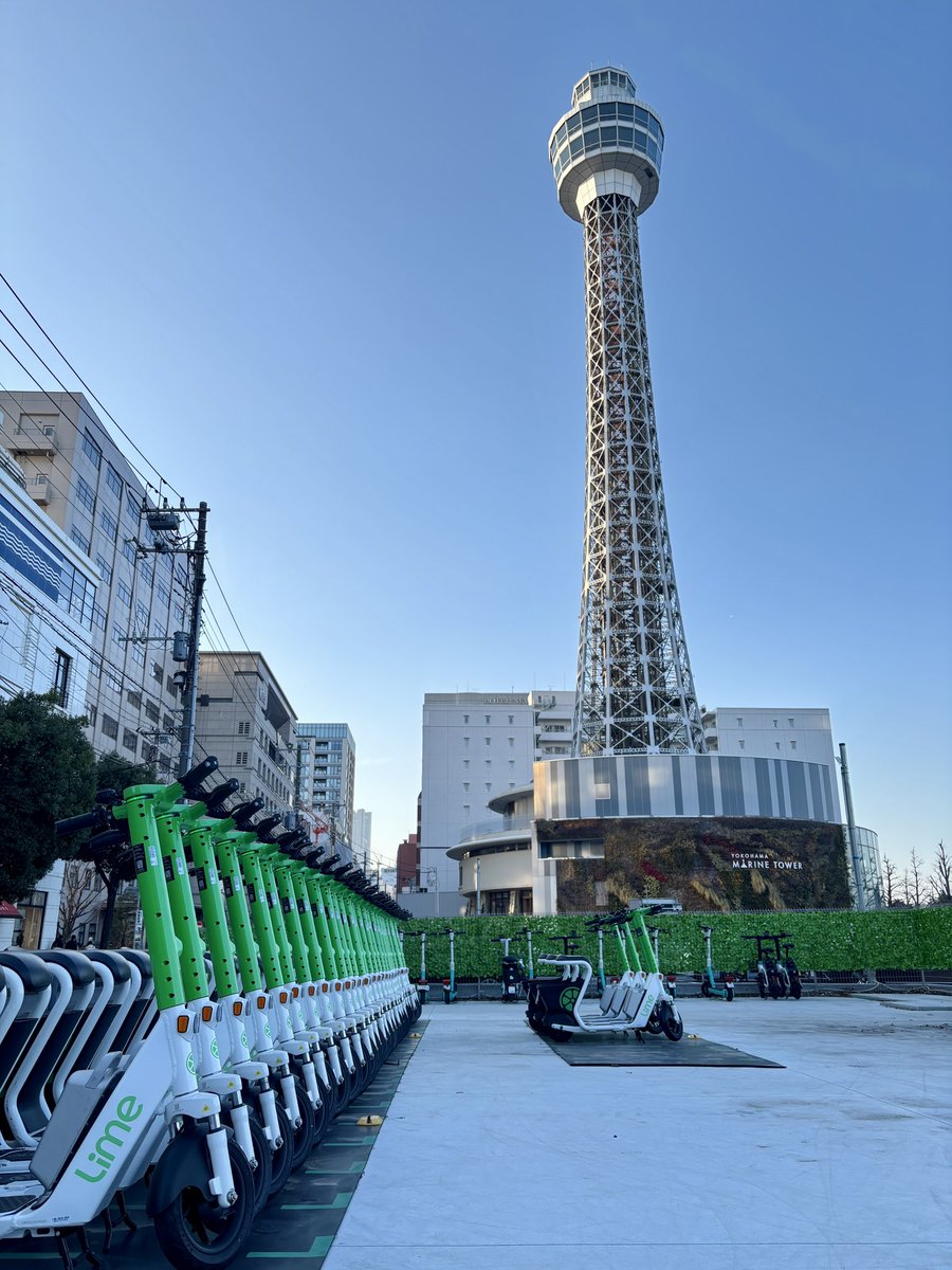 Limeが30台並ぶw 綺麗すぎますねw さすが2本。車両が綺麗です。 #lime