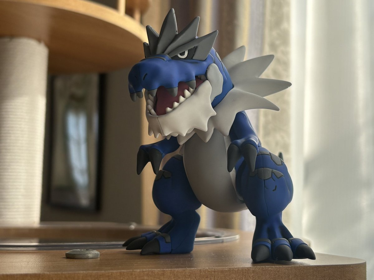 ポケプラ #ガチゴラス ガチゴラスを色違いで仕上げました😊 シールは