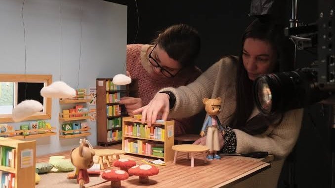 🇨🇱 En la categoría de programas para preescolares, el Annie Award fue para el episodio 'Rainy Day' de WOW LISA.

Una serie del estudio chileno Punkrobot, el mismo detrás del corto 'Bear Story'.

"Esta es una gran victoria para la animación chilena y latinoamericana". #AnnieAwards