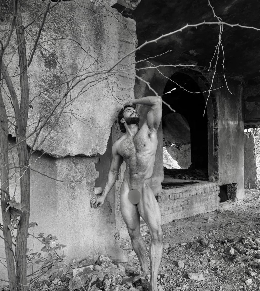 Desimenreturns tweet media