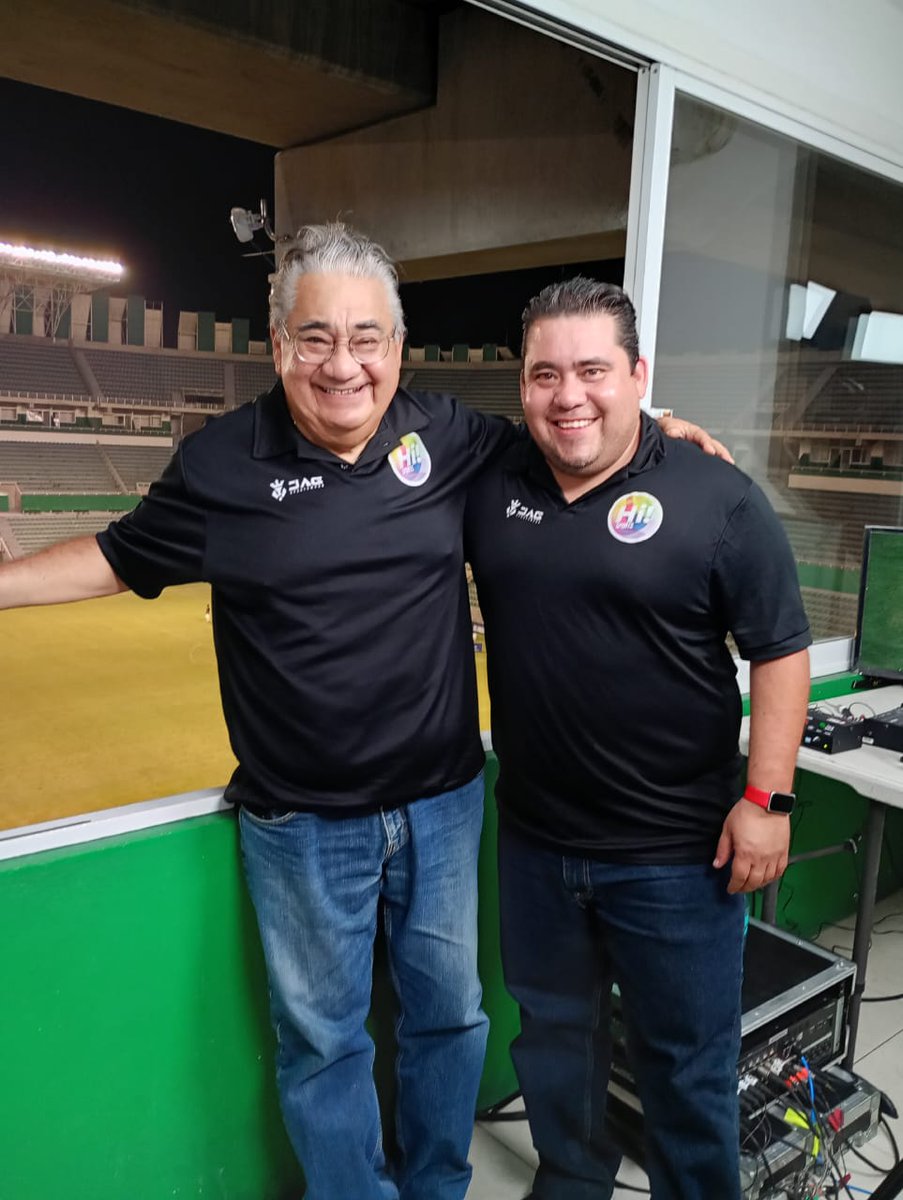 Sin duda un orgullo seguir cumpliendo objetivos y el de hoy en el estadio <a href="/coruco_diaz/">Estadio Coruco Díaz</a> logramos cumplir este sueño, trabajar juntos mi señor padre <a href="/raulsarmiento/">Raul Sarmiento</a> y yo , gracias <a href="/HiSportsTV/">Hi! Sports TV</a> por dejarnos vivir esto en el partido <a href="/Atlante/">Atlante FC 🐎⚽️</a> vs <a href="/AlebrijesOaxaca/">Alebrijes Oaxaca</a>  en la <a href="/LigaMXExpansion/">Liga BBVA Expansión MX</a>