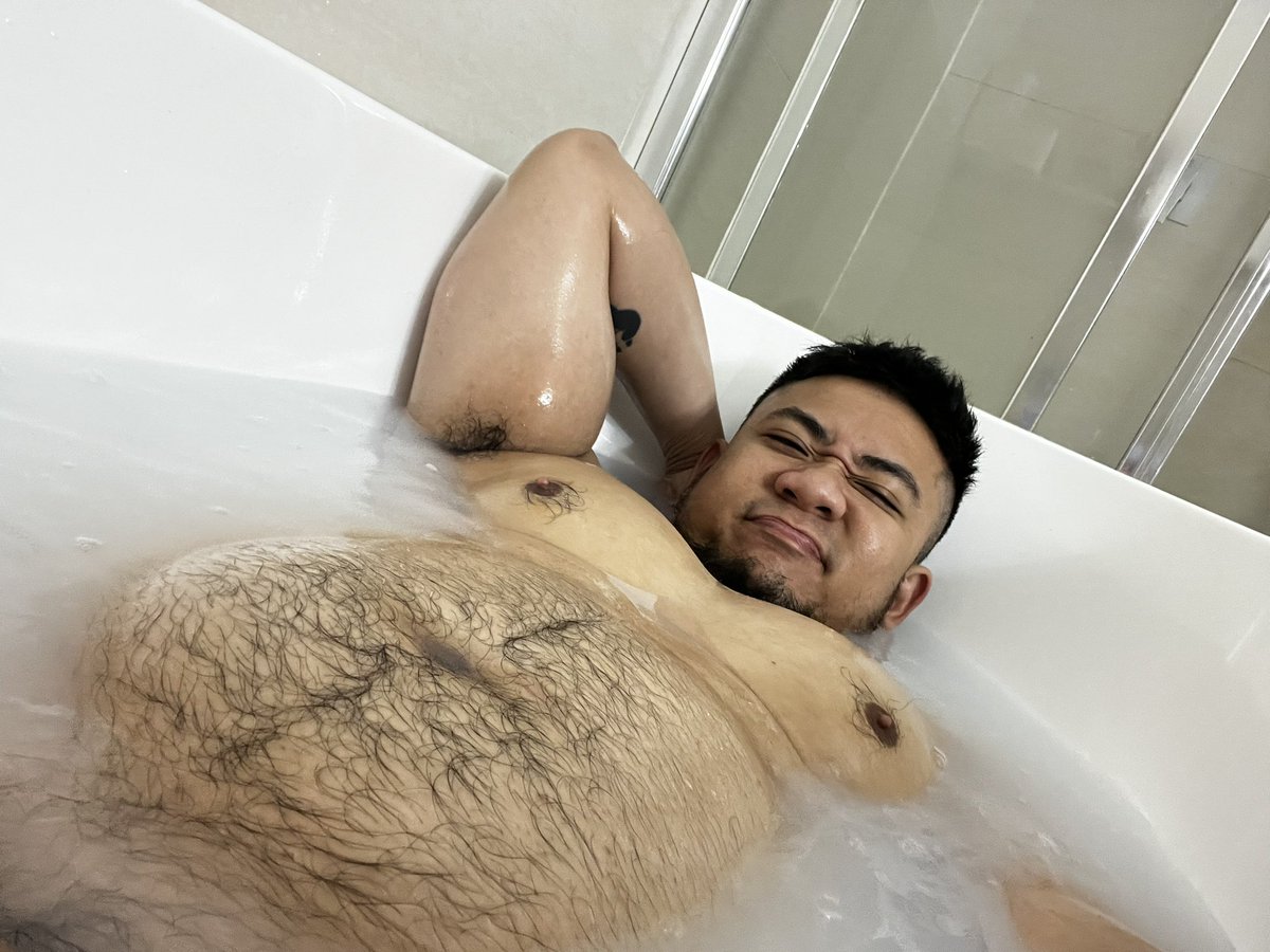 Kuma Cun tweet media