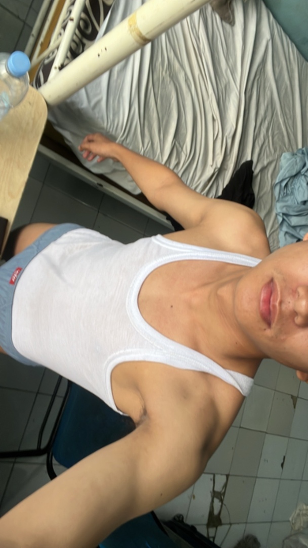 BUKAN BASE RATED tweet media