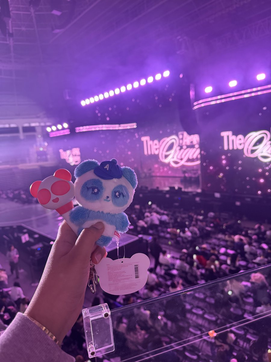 monica 🙅🏼♀️ tweet media