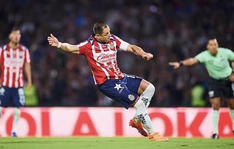 Los de Chivas hoy: "es que solo ganó Cruz Azul por la pelota parada"

Los de Chivas cuando pueden ganar con pelota parada: