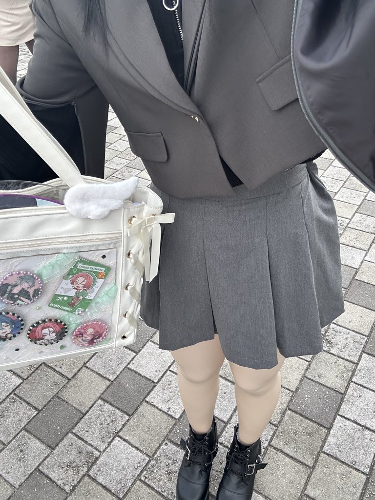 取引用ねるり tweet media