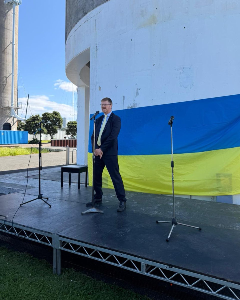 Lawrence Meredith 🇪🇺 tweet media