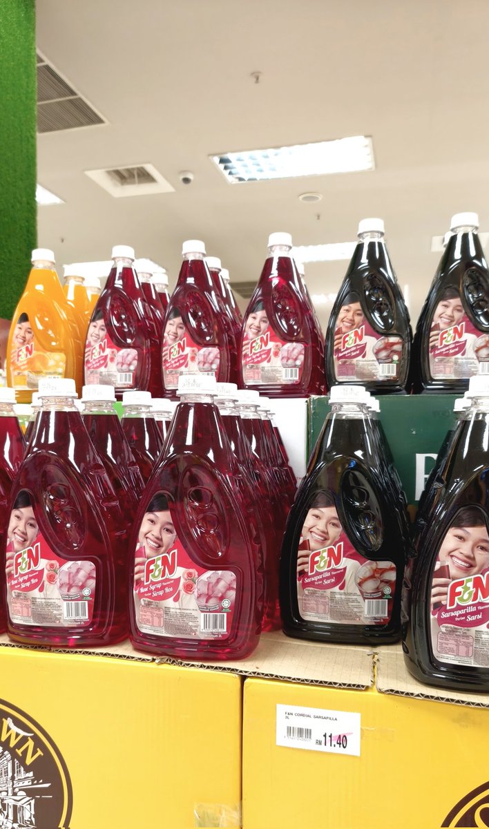 Awak suka Sirap ke Sarsi..?
~ LGF, Supermarket #SOGOKL