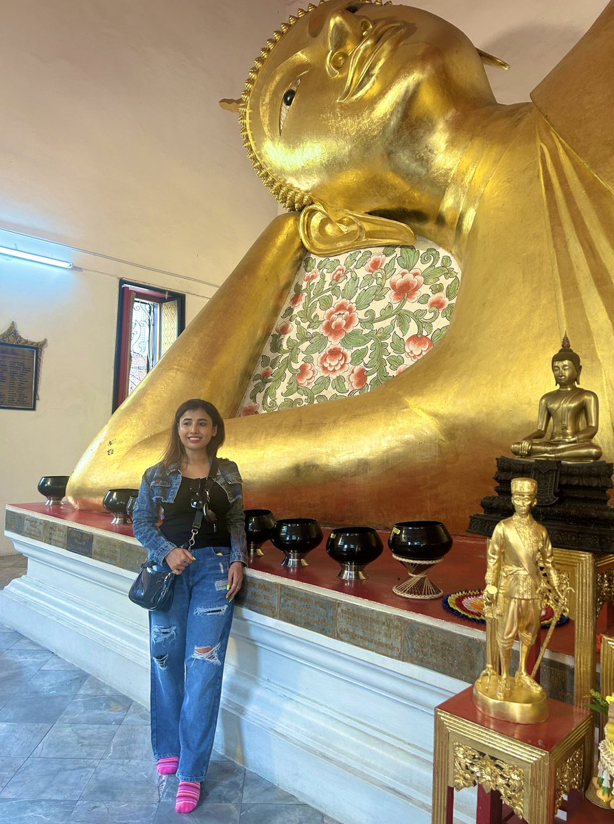 aakankshalovely's tweet photo. What you think, you become. What you feel, you attract. What you imagine, you create.
#buddha #lifelessions https://t.co/SihW3J0Spf
