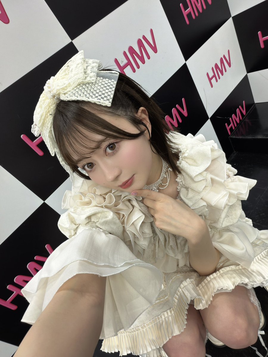 egoyuna_329's tweet photo. リリイベ2日目!
ありがとうございました!
今日はいつもより短い時間だったけど
楽しくて余計にあっという間に感じた🥹
いい天気で嬉しかったな〜☀️
また会いたいね🙂↕️🤍
#Dooll https://t.co/4GR7DdFFtT