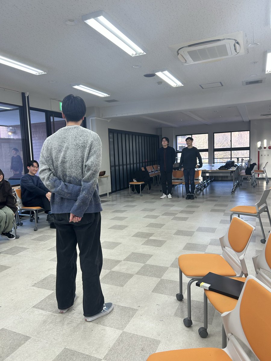 kumc_mandolin's tweet photo. 2/19 追いコンを開催しました🌸

思い出の曲を弾いたり、レクリエーションをしたり🐱とても楽しい時間になりました！
院2年の先輩方には大変お世話になりました。お忙しい中、演奏会に参加してくださったり、たくさん楽しいお話をしたり、思い出がたくさんあります🥲

本当にありがとうございました💐 https://t.co/Ju6WfUabzp
