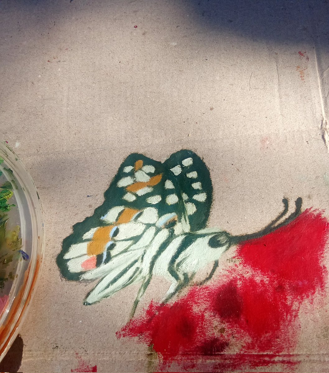 پوپی tweet media