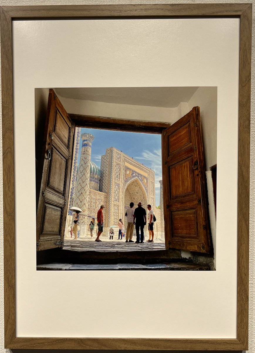 あたしもウズベキスタンでこういう写真撮りたかったわー(ㆀ˘・з