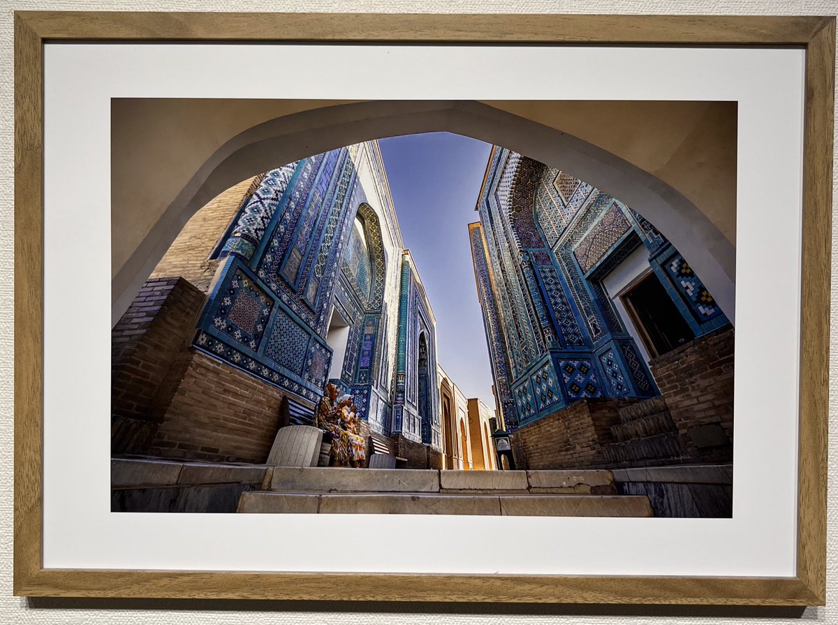 あたしもウズベキスタンでこういう写真撮りたかったわー(ㆀ˘・з