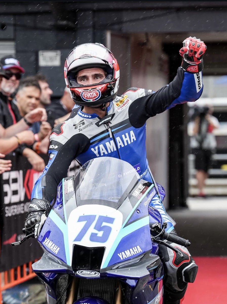 Albert Arenas tweet media