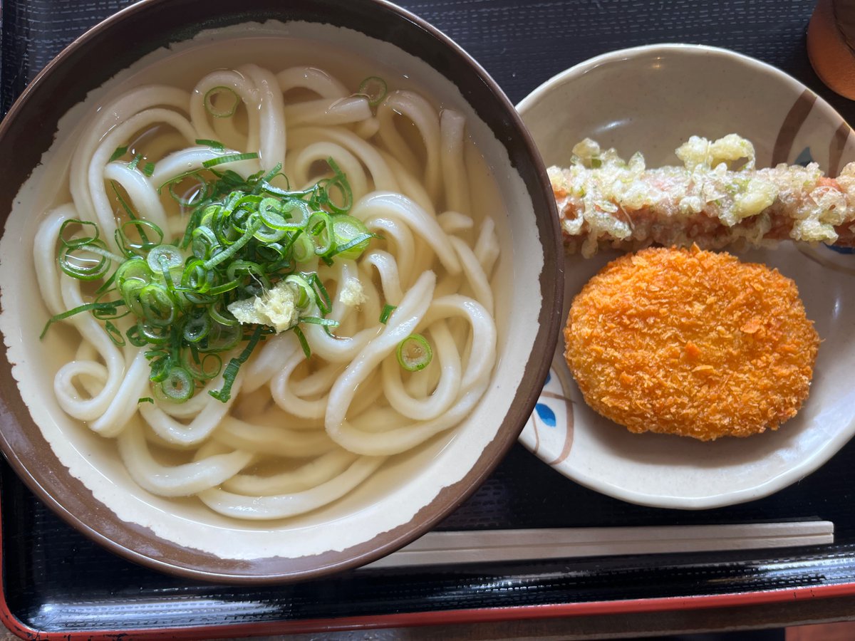 megane5daime's tweet photo. 香川的乌冬面很好吃

#麺でぃ〜　#さぬきうどん https://t.co/6Z3AL4uroH