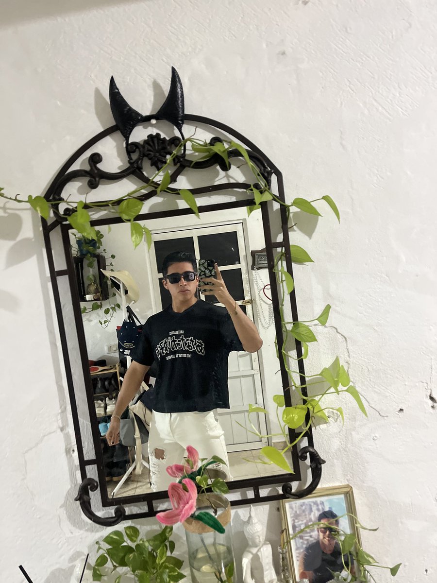 Million_Clow tweet media