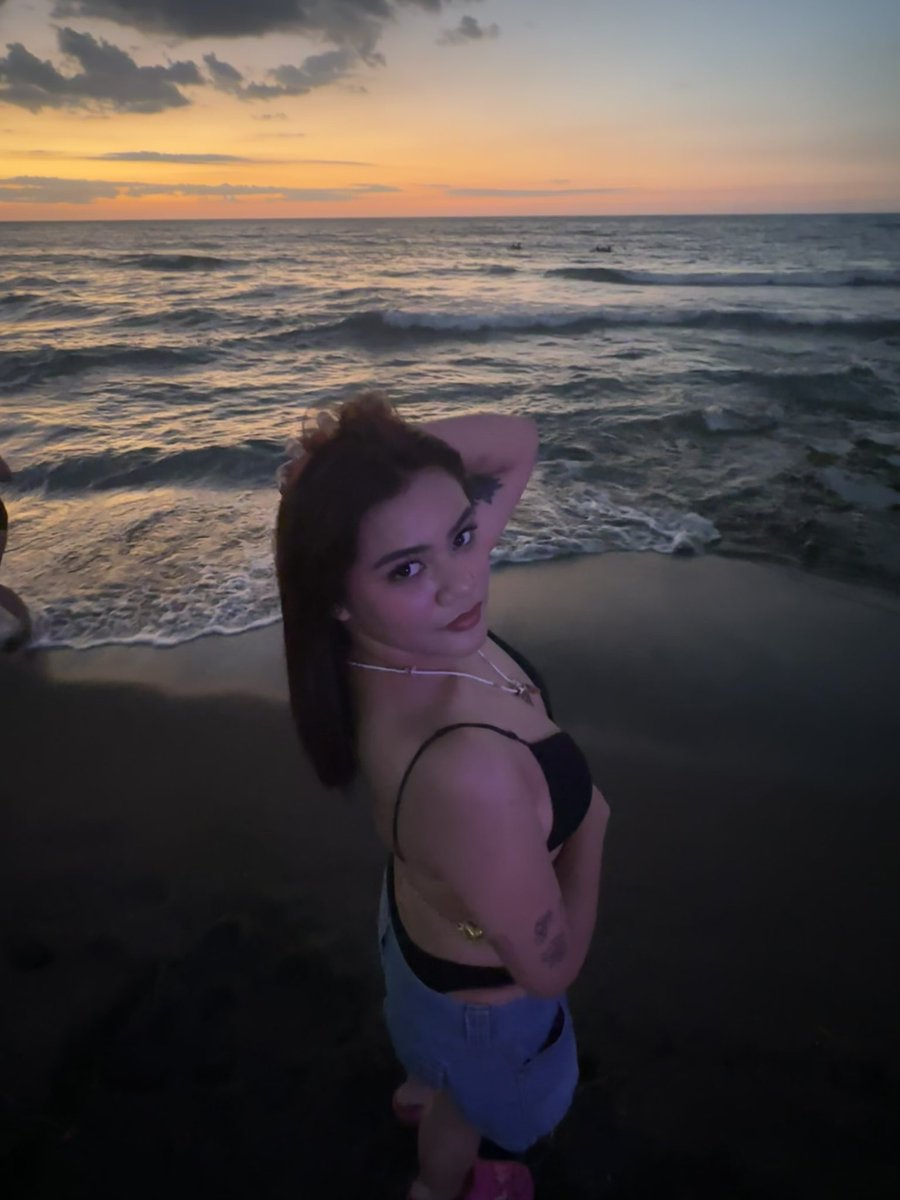 𝑠ℎ𝑒𝑙𝑙𝑦 tweet media