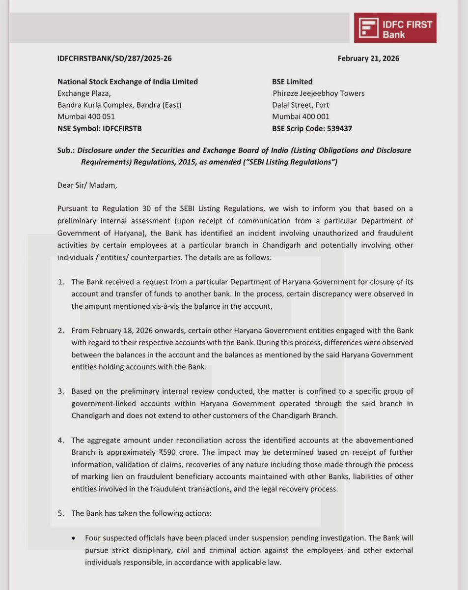 pushpendrakum's tweet photo. ₹590 CRORE FRAUD 😮

Common man: 20 documents + guarantor + endless verification for a ₹5 lakh loan.
Big players: ₹590 Cr vanishes.

Only 4 suspended?
What about auditors, reviewers, approvers?

This is exactly why banking needs transparency. This is why banks need blockchain. 💰🔗

#idfcfirstb
