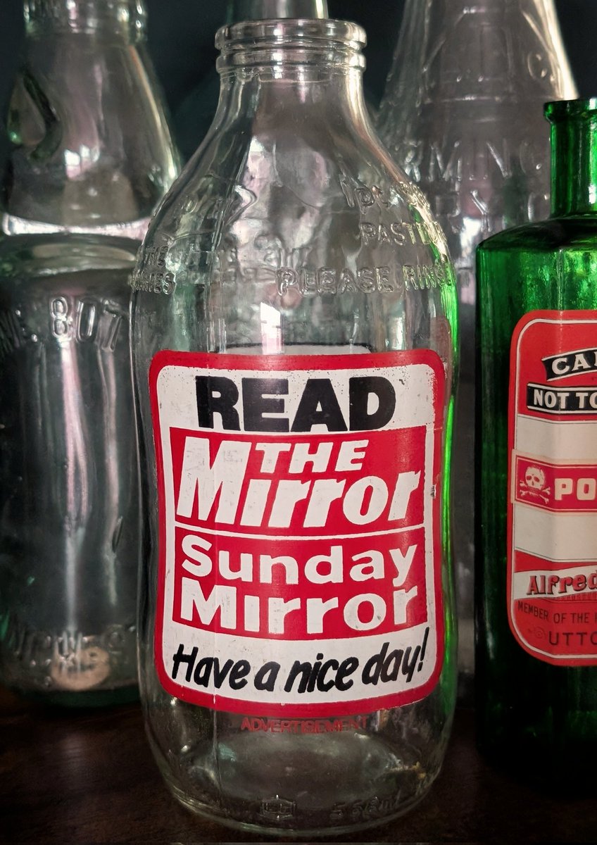 The second (and probably last!) of a very limited series; it's Sunday Newspaper Milk Bottle Sunday on Pop Culture Schlock! Have a nice day via this Sunday Mirror milk bottle from 1986. Yes, it's 40 years old! Got milk? Nope! Got milk bottle? Yep!