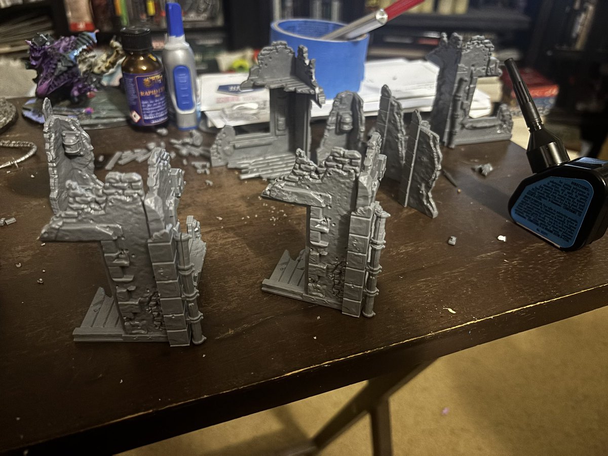 Working on building out the backlog to clear some space. So got a regiment of 20 Phoenix Guard complete for the High Elves and finished the ruined buildings from K47. 

#modelbuilding #wip #warhammerfantasy #konflikt47