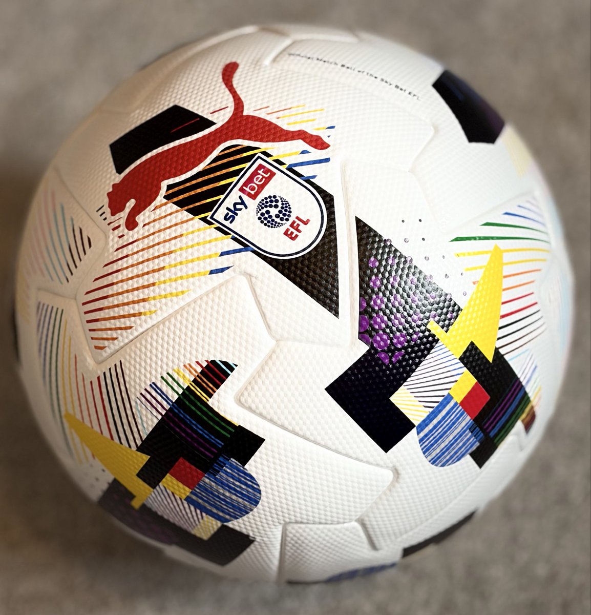 Rainbow Blades tweet media