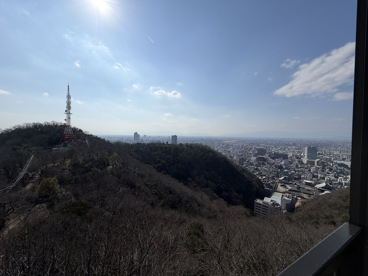 5kAZ5's tweet photo. 金華山ドライブウェイをスロージョギングで往復(岩戸公園↔︎岐阜公園)
暖かくなってきた、春だな。 https://t.co/GMeiDWoTVb
