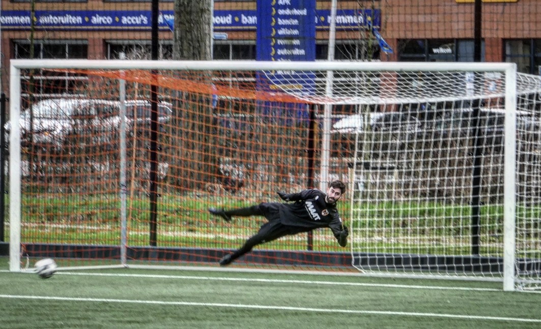 De Dwarslat tweet media