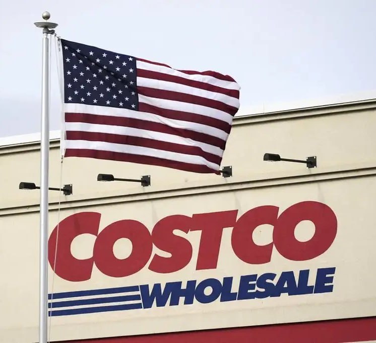 CryptoNewsHntrs's tweet image. 🇺🇸 BREAKING: THOUSANDS OF COMPANIES, INCLUDING COSTCO, FILE LAWSUITS SEEKING OVER $150B IN REFUNDS ON DUTIES PAID UNDER TRUMP'S TARIFFS! 💥

#TariffLawsuit #Costco #TrumpTariffs #TradeDispute #BusinessNews