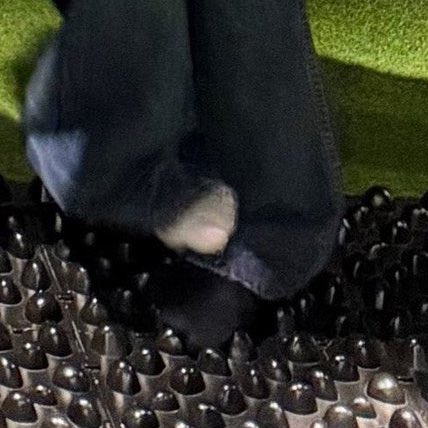 ก็คนมันเจ็บเท้าหนิขอเหยียบเท้าเตงหน่อยน้า