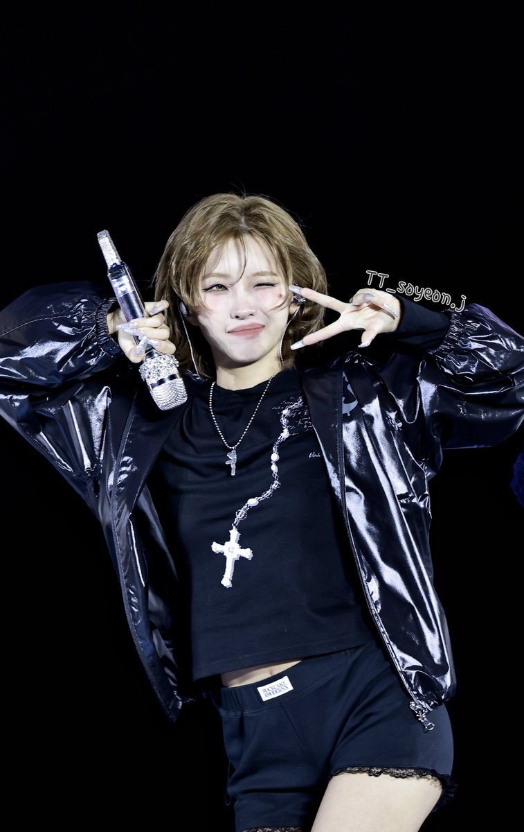 TT_soyeon.j tweet media