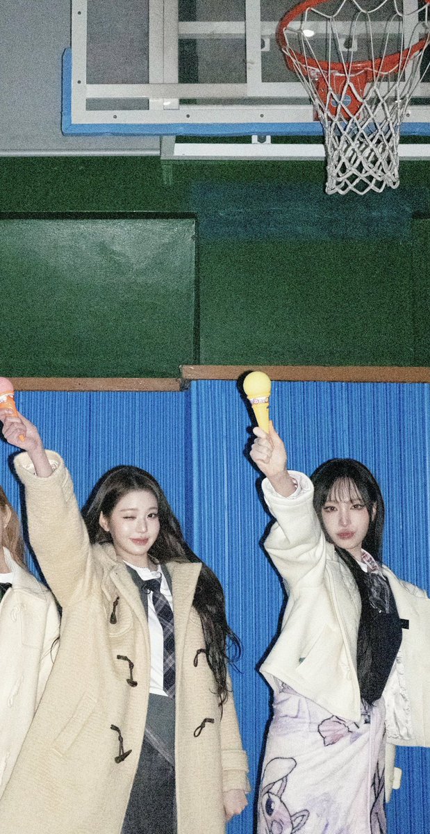 younglizip's tweet photo. 260222 아이브 공트
야자 후 아이스크림 먹기 좋은 날(2004)

#영리즈 https://t.co/SFTgOJBbmR
